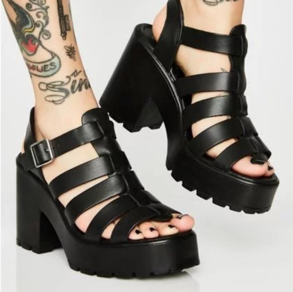 ROC Motto Platform Sandals - Euro 38